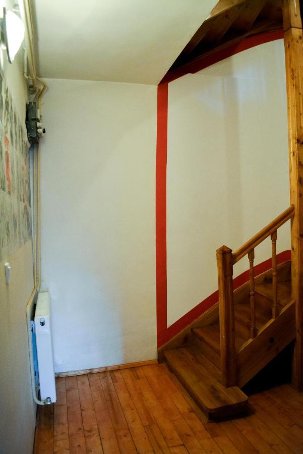 Chaletu Grandpa's Hidden Crib, 6 Bedroom, Pet Friendly *